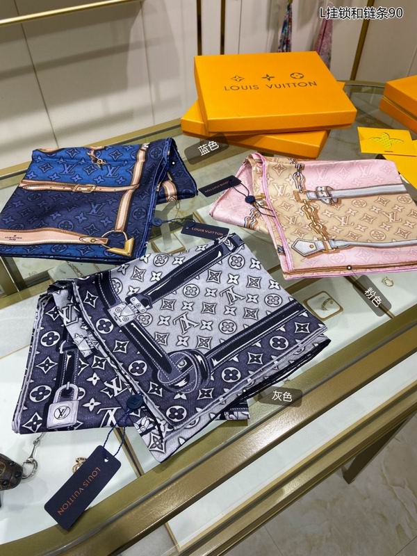 LV silk scarf 90X90cm E04